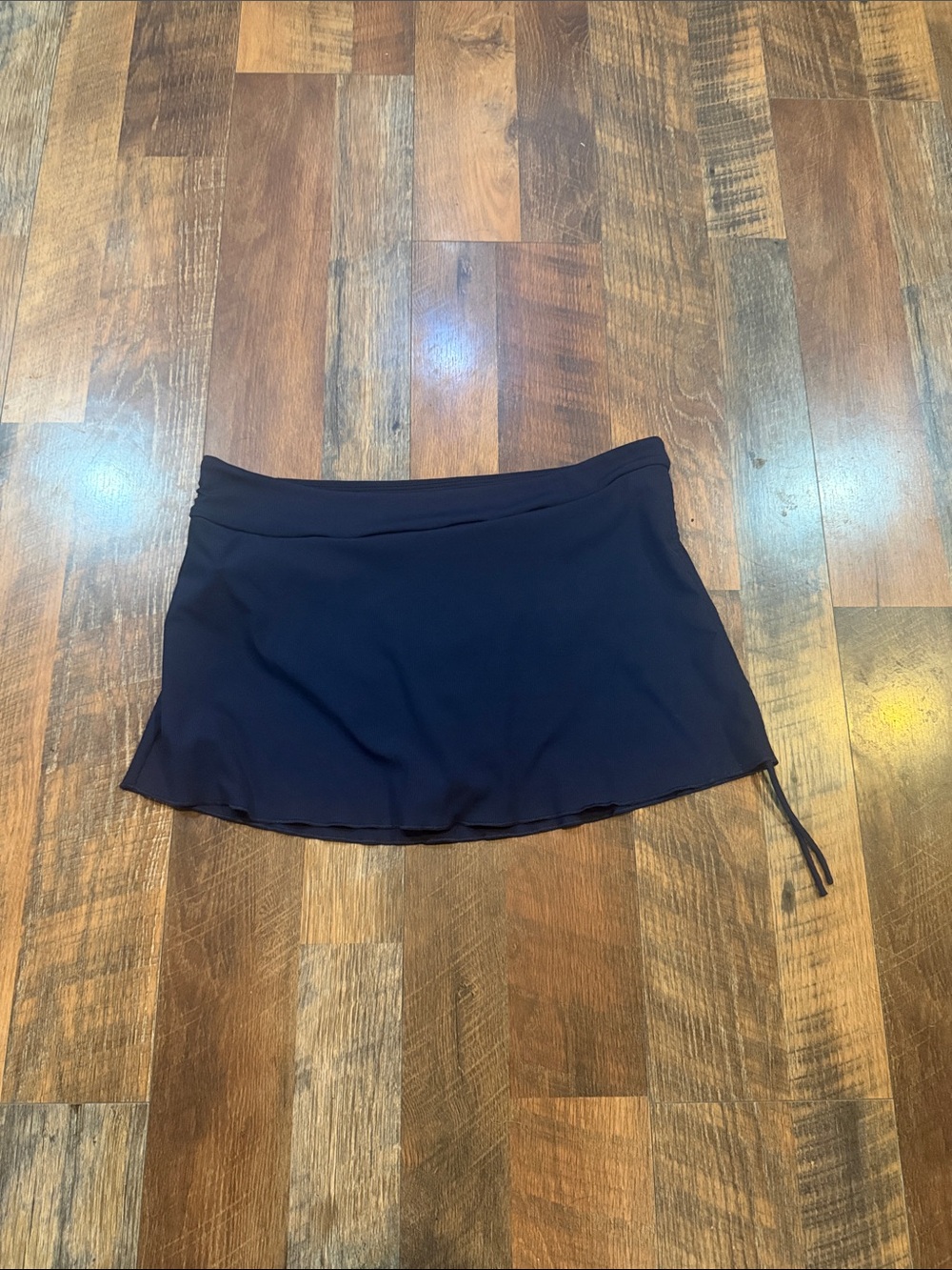 Carve Designs Navy swim Skirt with Drawstring Detail XL (3975)